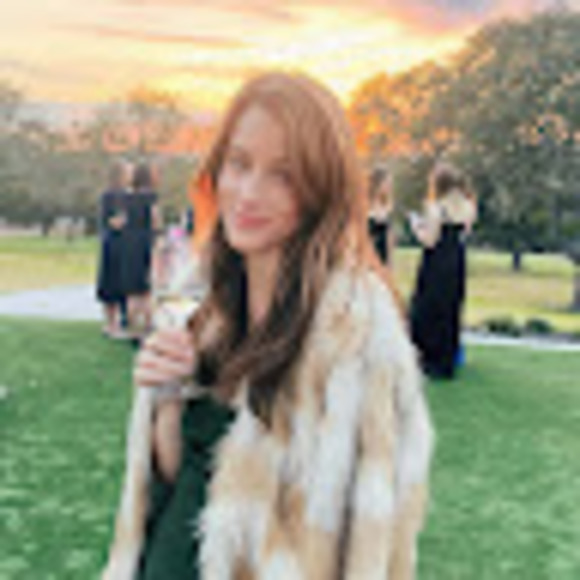 Meet your Posher, Randi - Picture 1 of 1